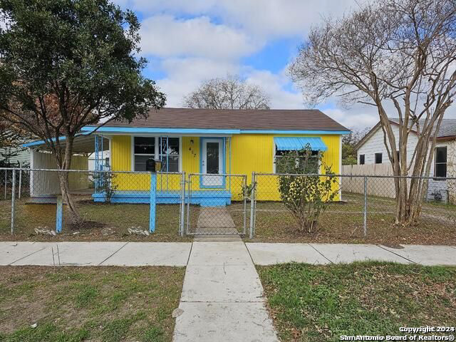 417 E HUFF AVE, San Antonio TX 78214