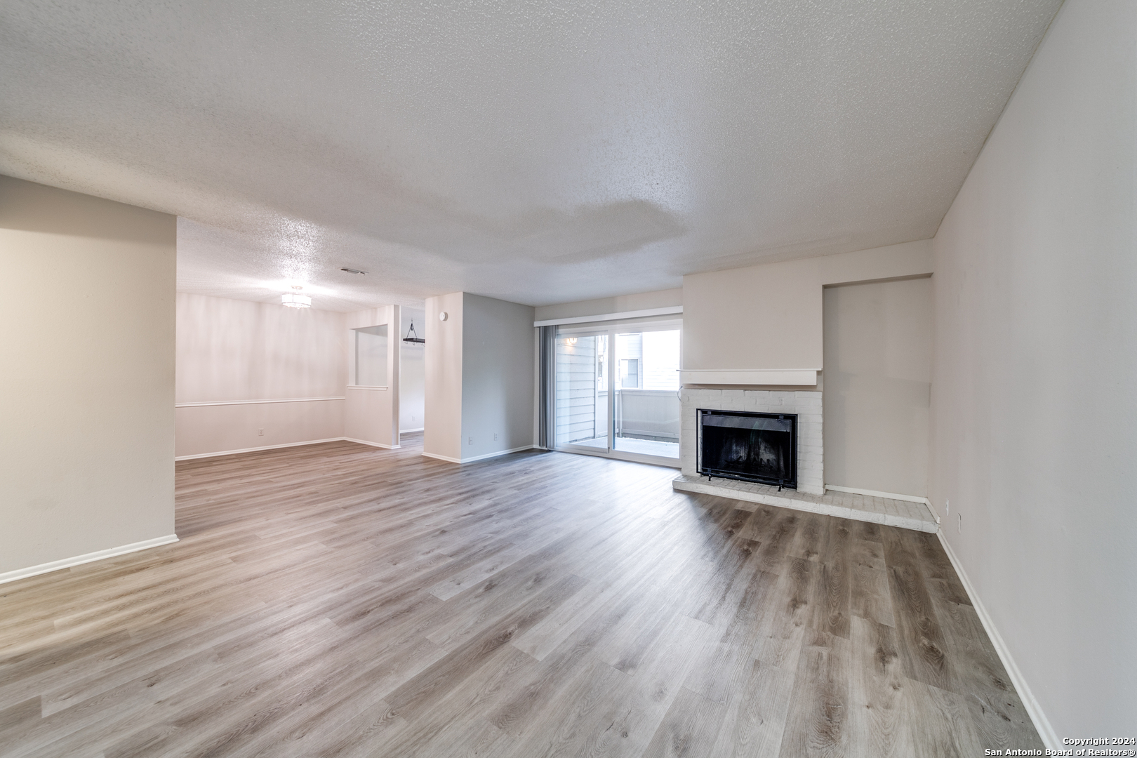 2935 NACOGDOCHES RD Unit 106, San Antonio TX 78217