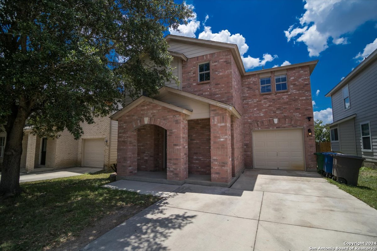 6718 Benke Farm, San Antonio TX 78239