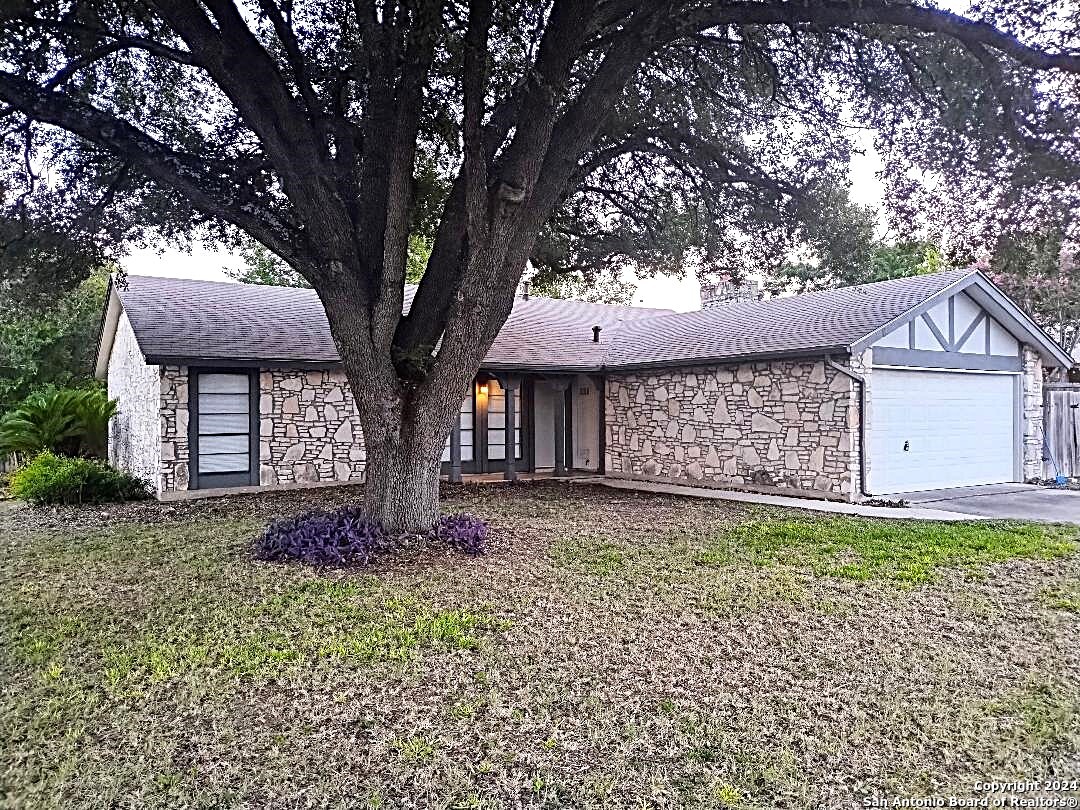 4742 EL VEDADO ST, San Antonio TX 78233