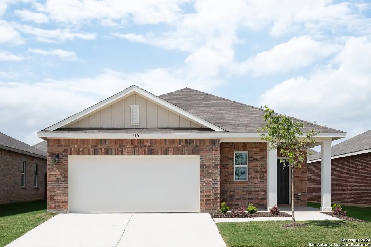 7327 Winding Pass, San Antonio TX 78252