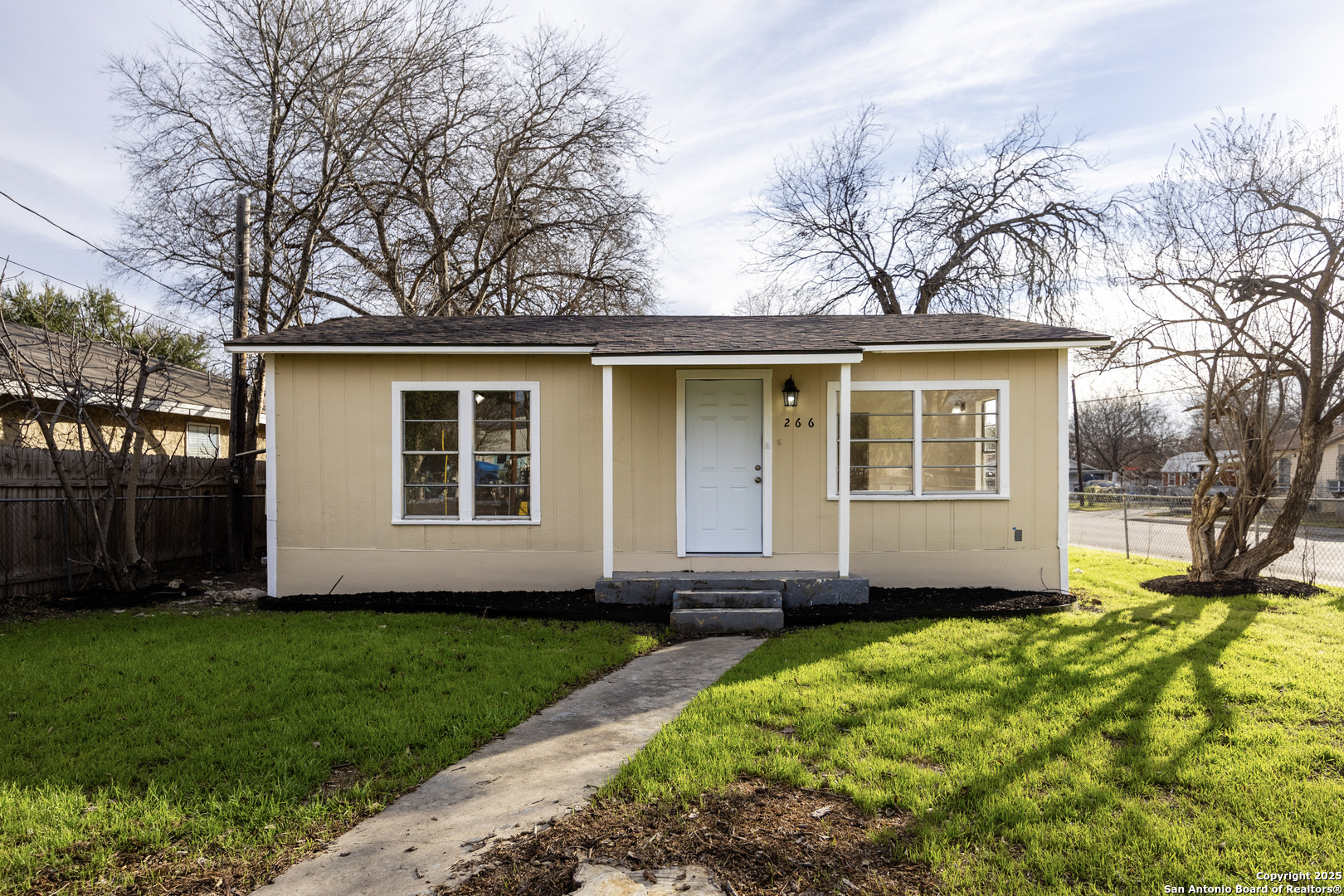 266 IKE ST, San Antonio TX 78211