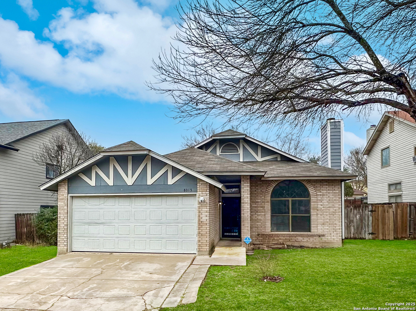 8015 COPPER TRAIL DR, San Antonio TX 78244