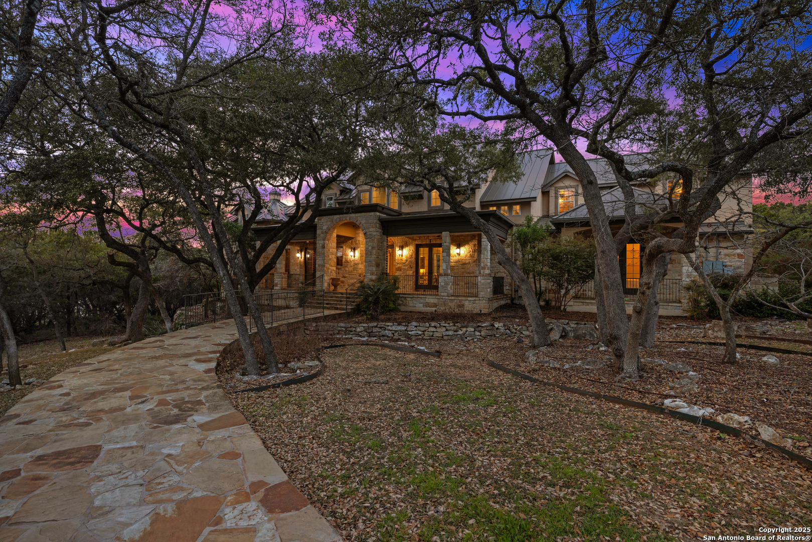 73 La Escalera, San Antonio TX 78261