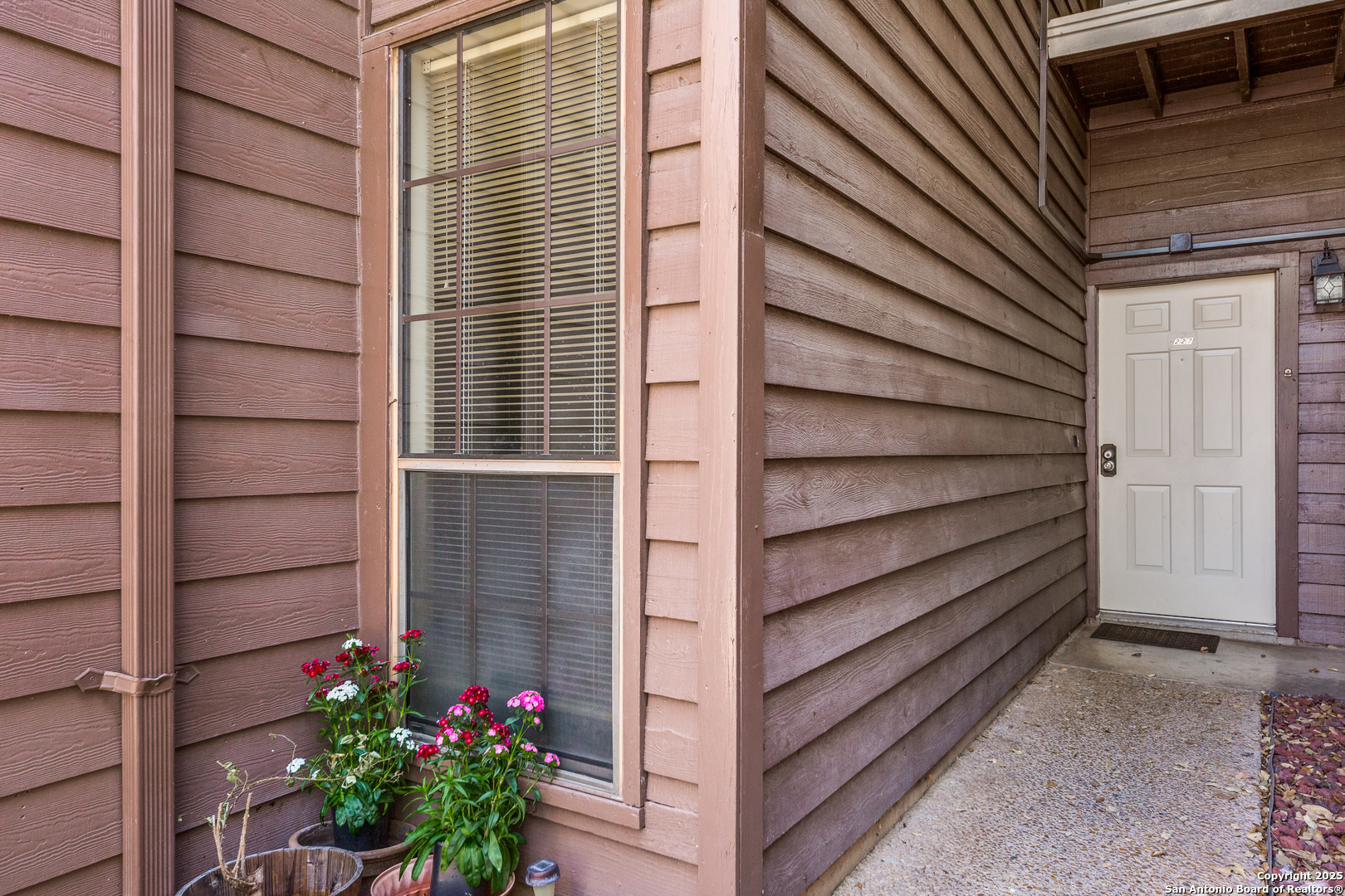 8633 Datapoint Unit 227, San Antonio TX 78229
