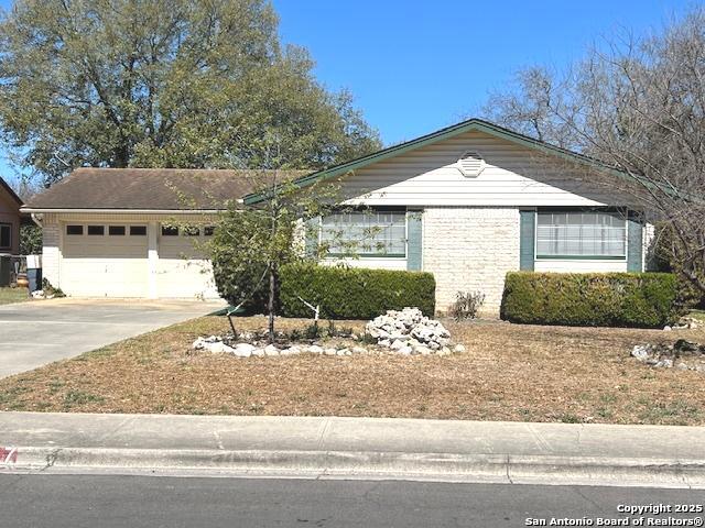 517 Marilyn, Schertz TX 78154