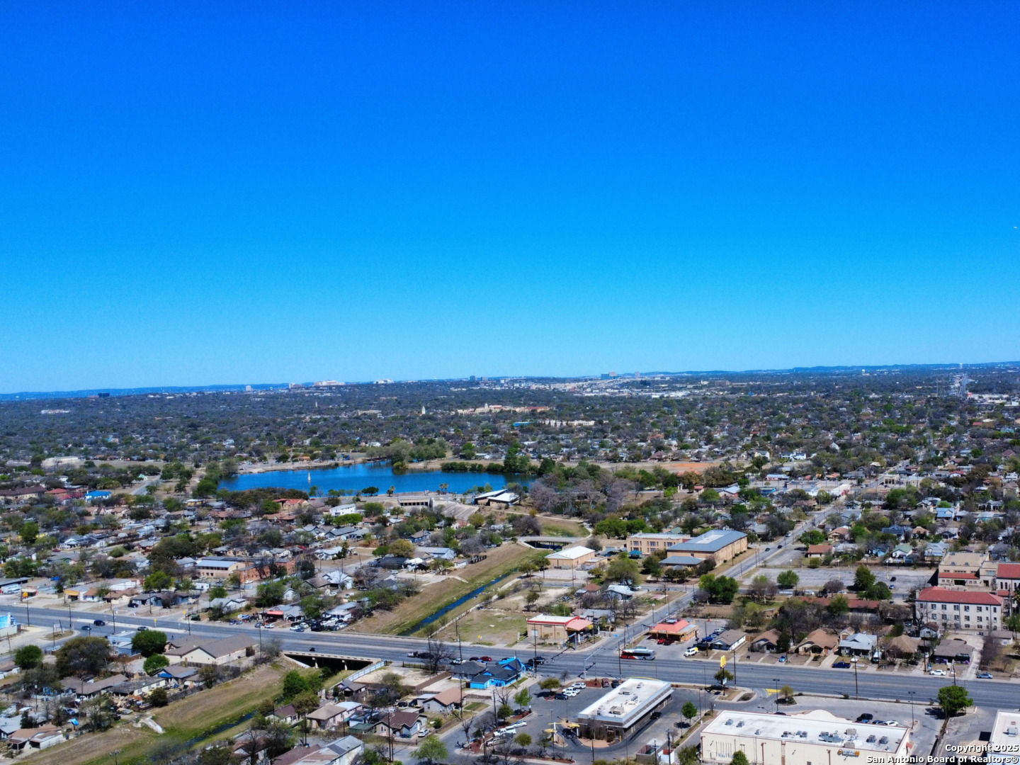 120 Henry St, San Antonio TX 78207