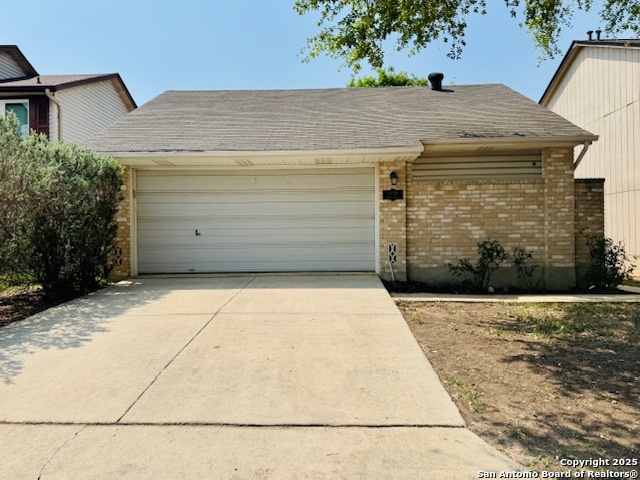 5739 Spring Moon, San Antonio TX 78247