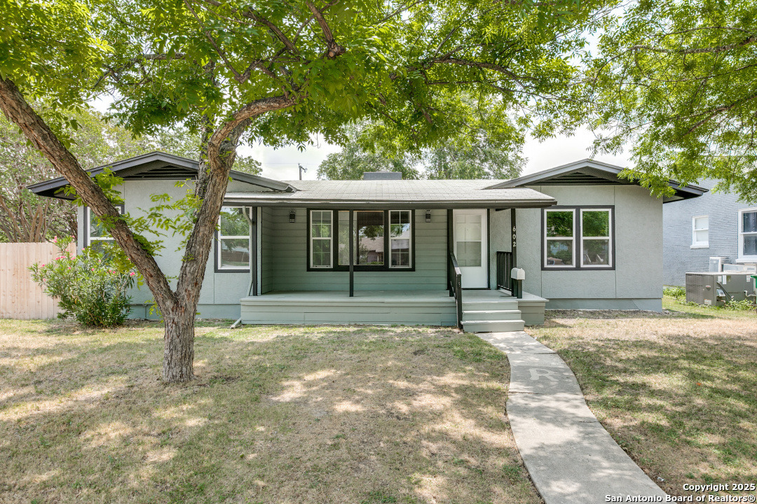 602 John Page, San Antonio TX 78228
