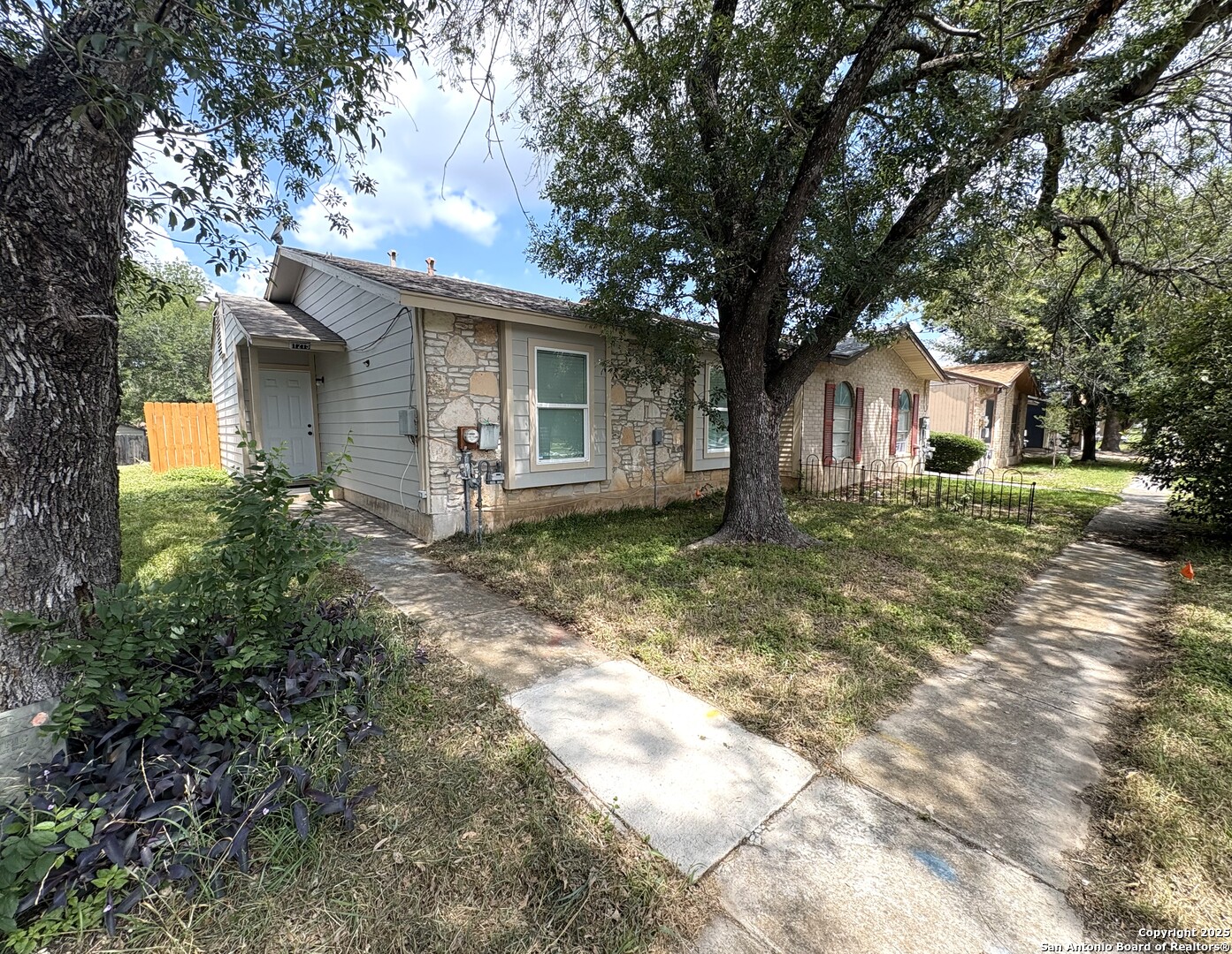 1215 Klondike, San Antonio TX 78245