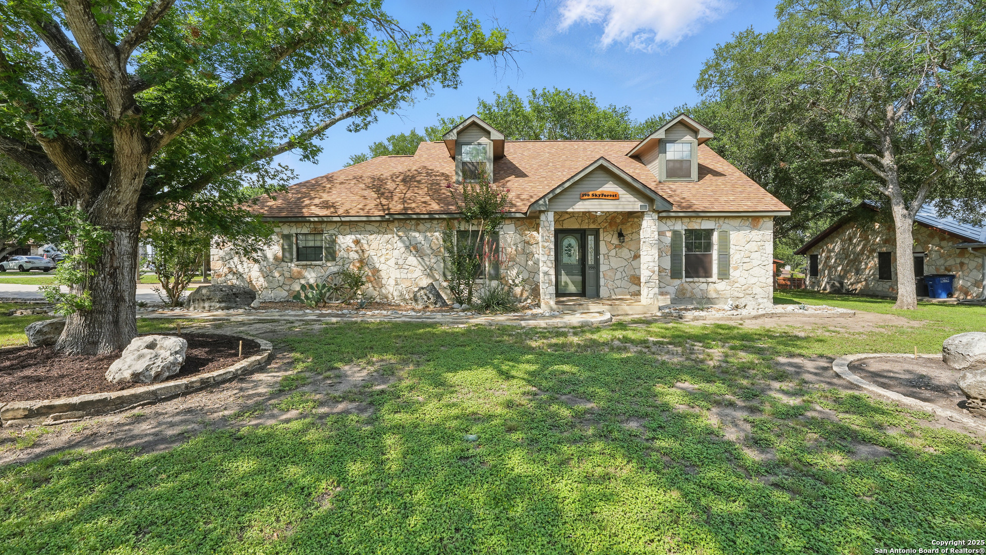 198 Skyforest, New Braunfels TX 78130
