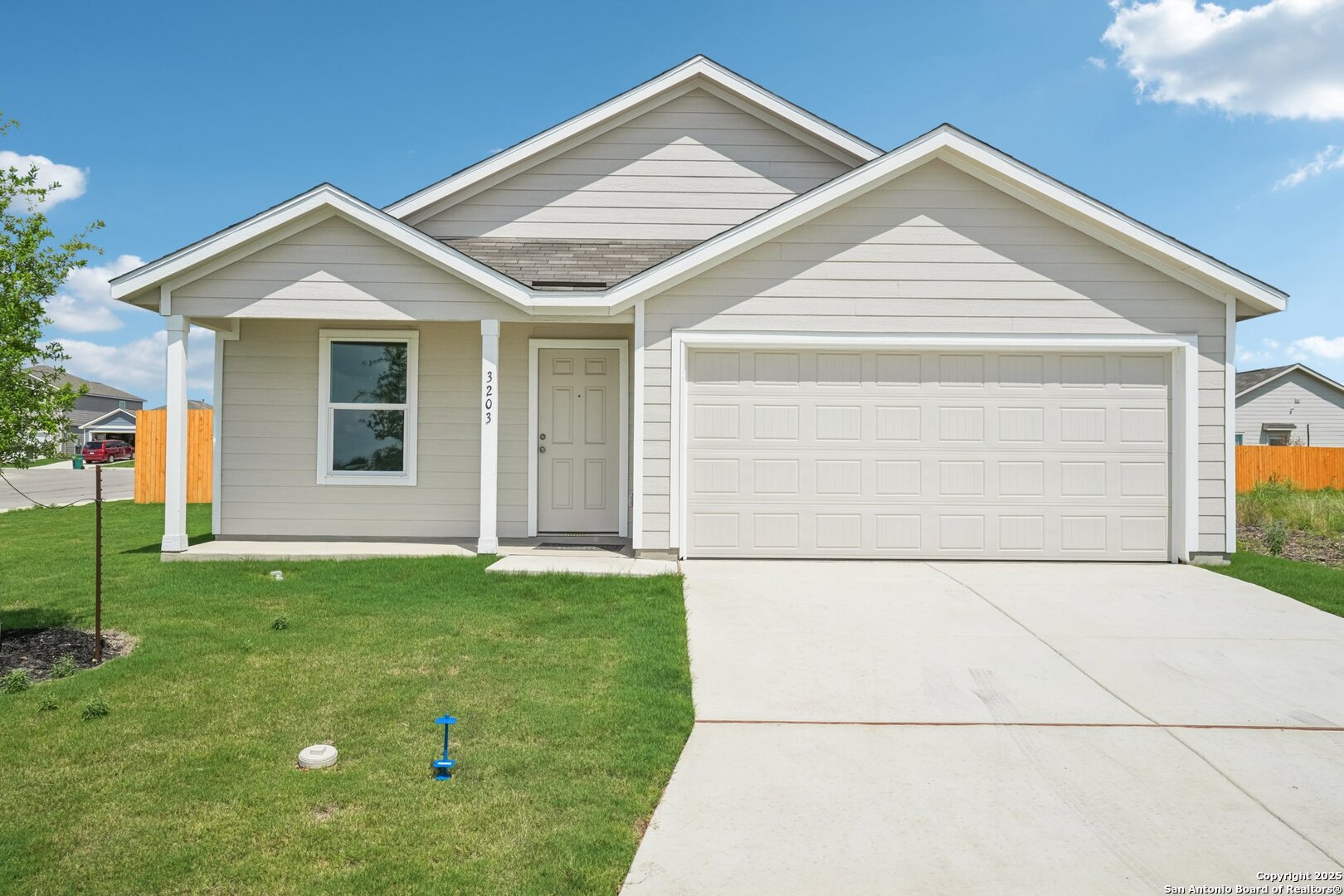 3203 Gilbert Garden, Converse TX 78109