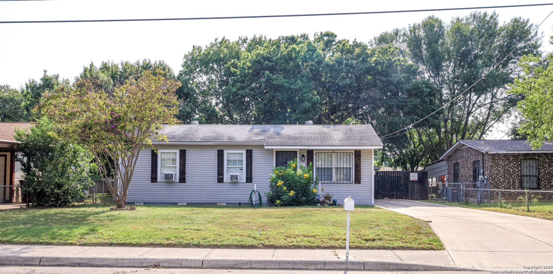 2915 Tucker, San Antonio TX 78222