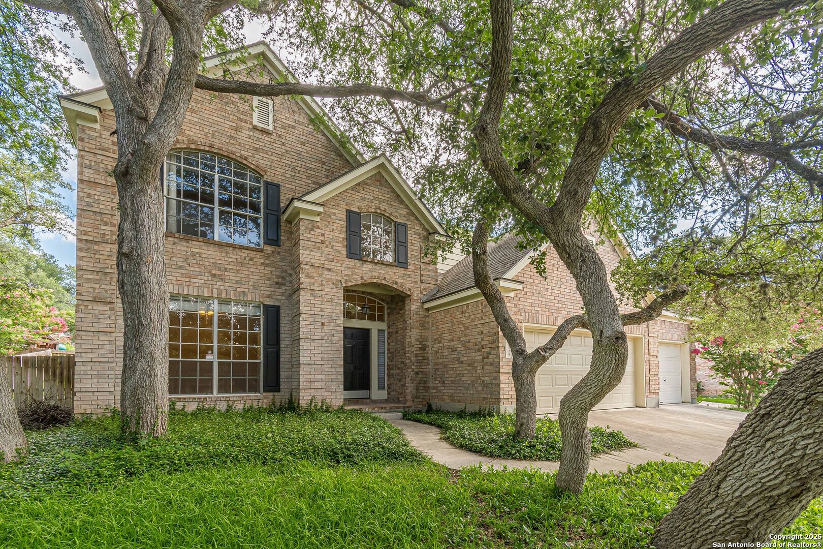 1319 Arrow Hill, San Antonio TX 78258