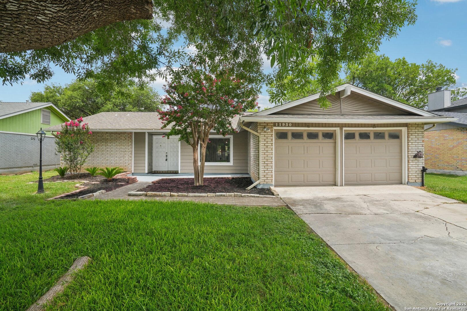 11930 Holm Oaks, San Antonio TX 78249