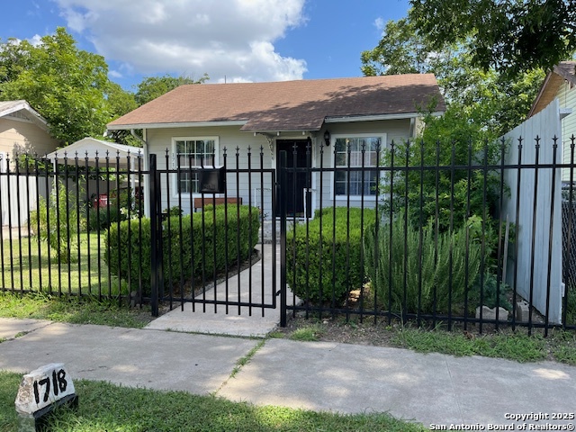 1718 SANTA BARBARA, San Antonio TX 78201