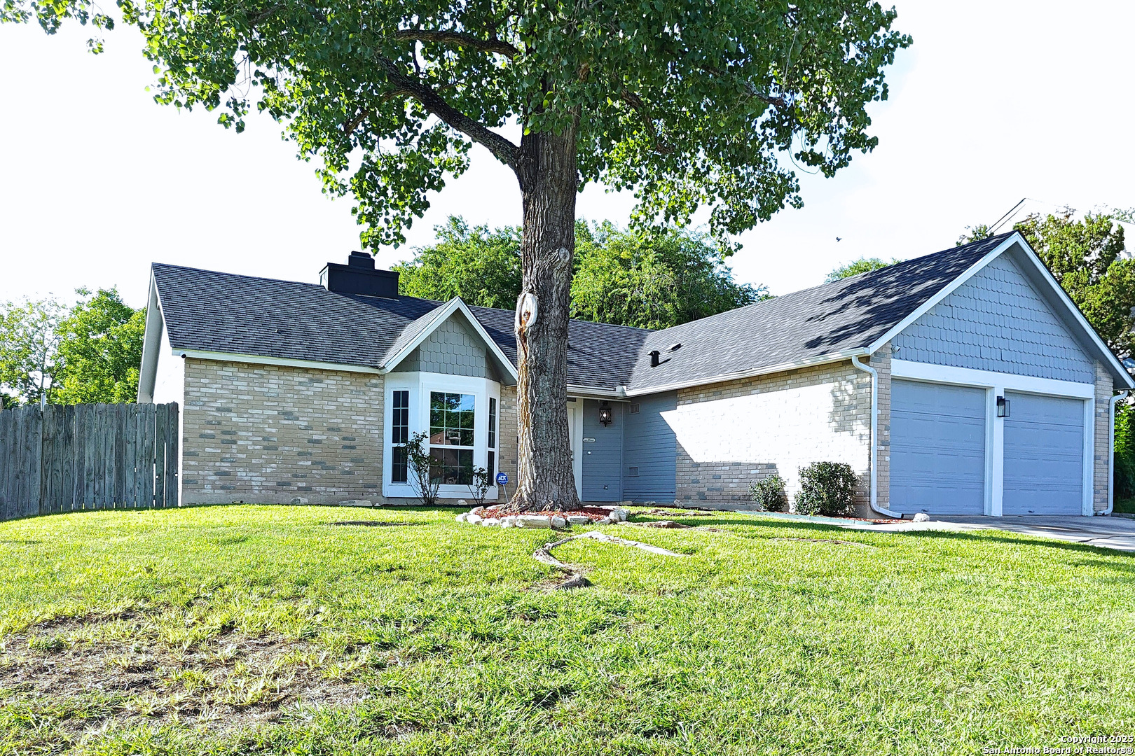 6807 Raintree Frst, San Antonio TX 78233