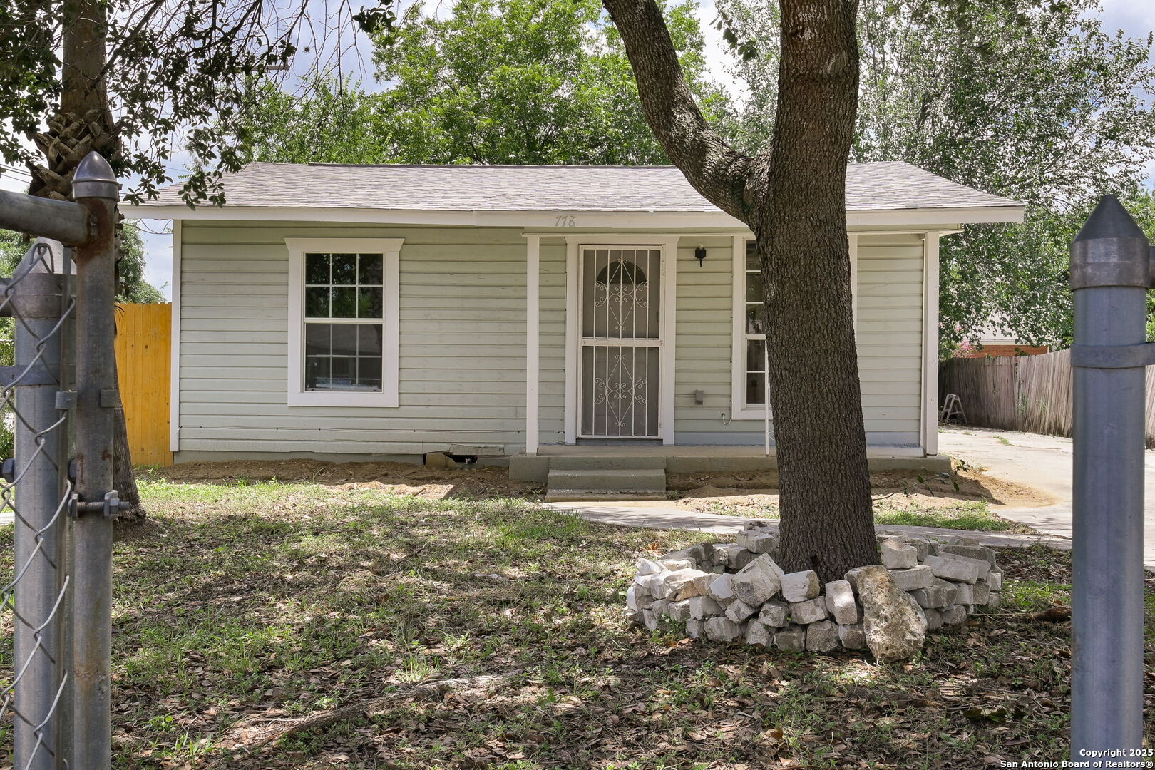 778 F, San Antonio TX 78220