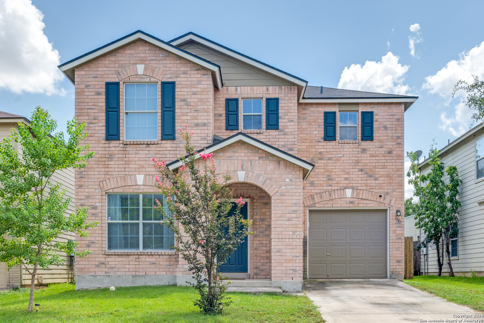 7443 Circle Farm, San Antonio TX 78239
