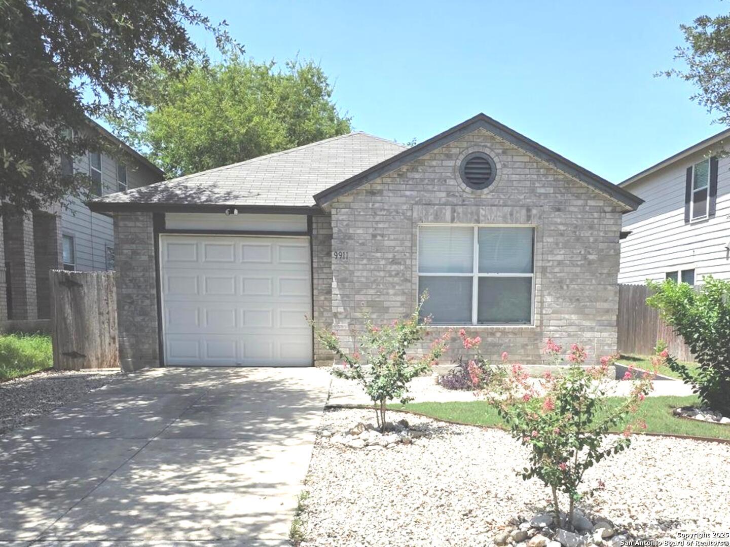 9911 Shady, San Antonio TX 78245