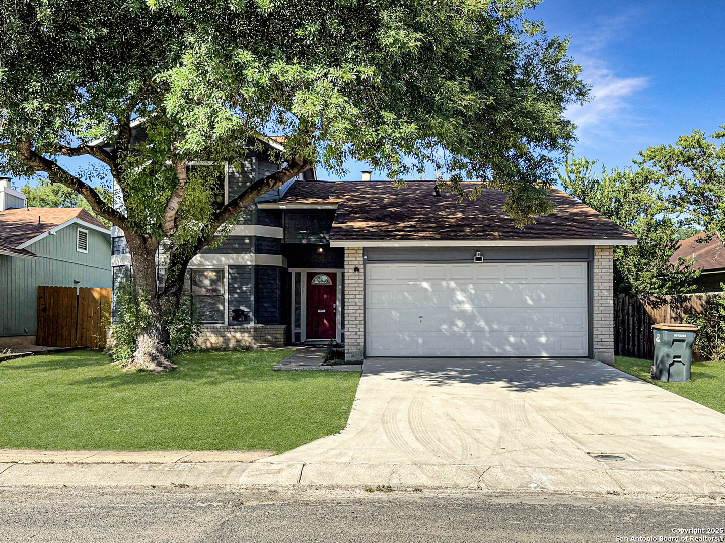 8426 Maple Ridge, San Antonio TX 78239