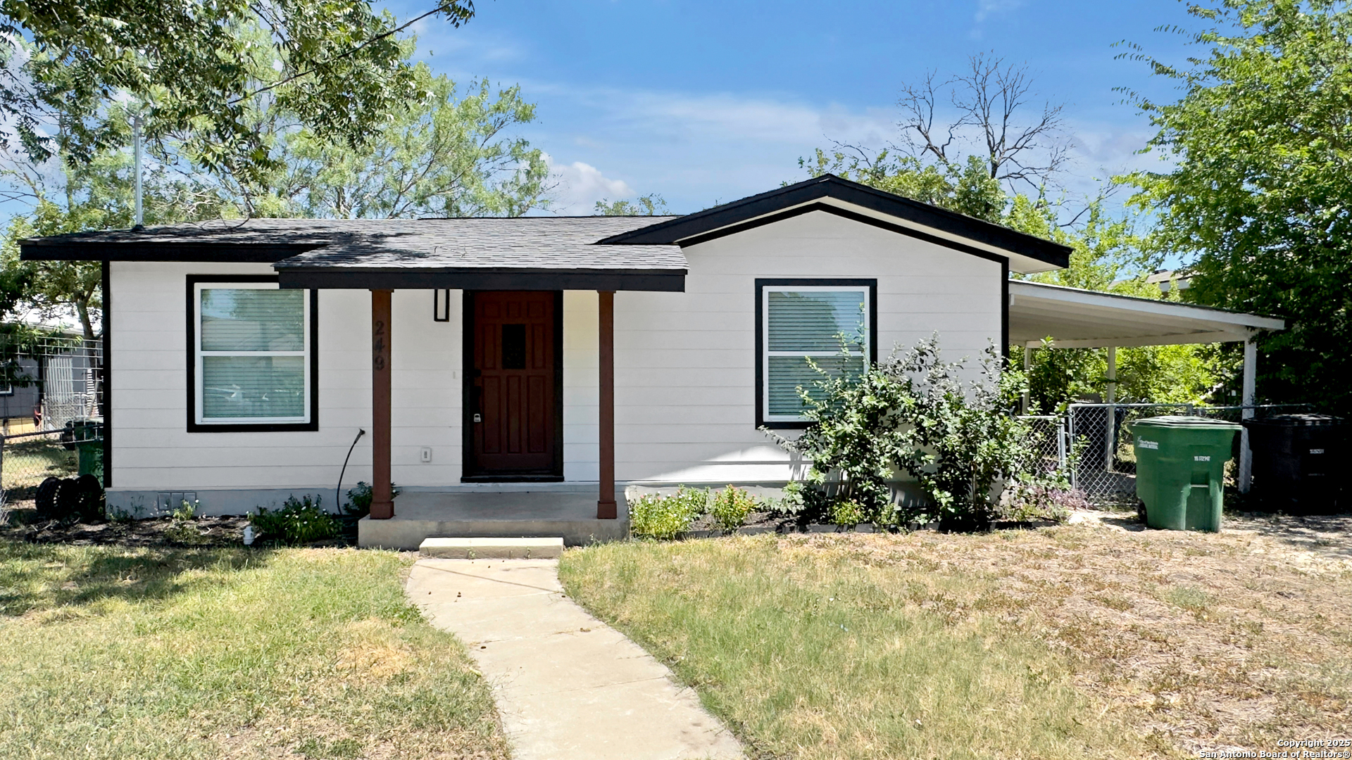 249 Rosebud, San Antonio TX 78221