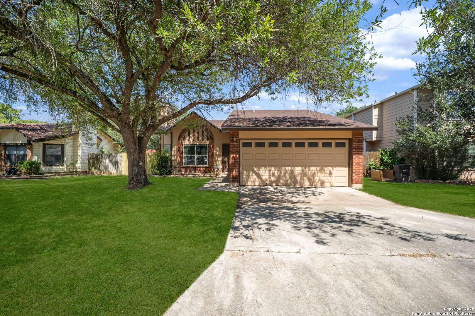 6119 Valley Bay, San Antonio TX 78250