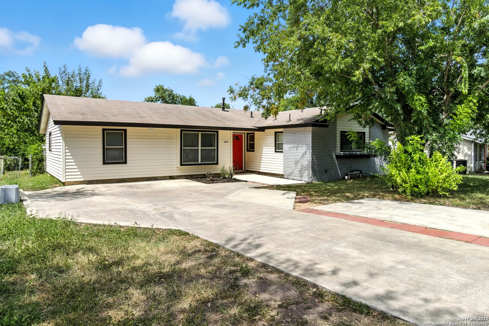 2935 Woodcliffe, San Antonio TX 78230