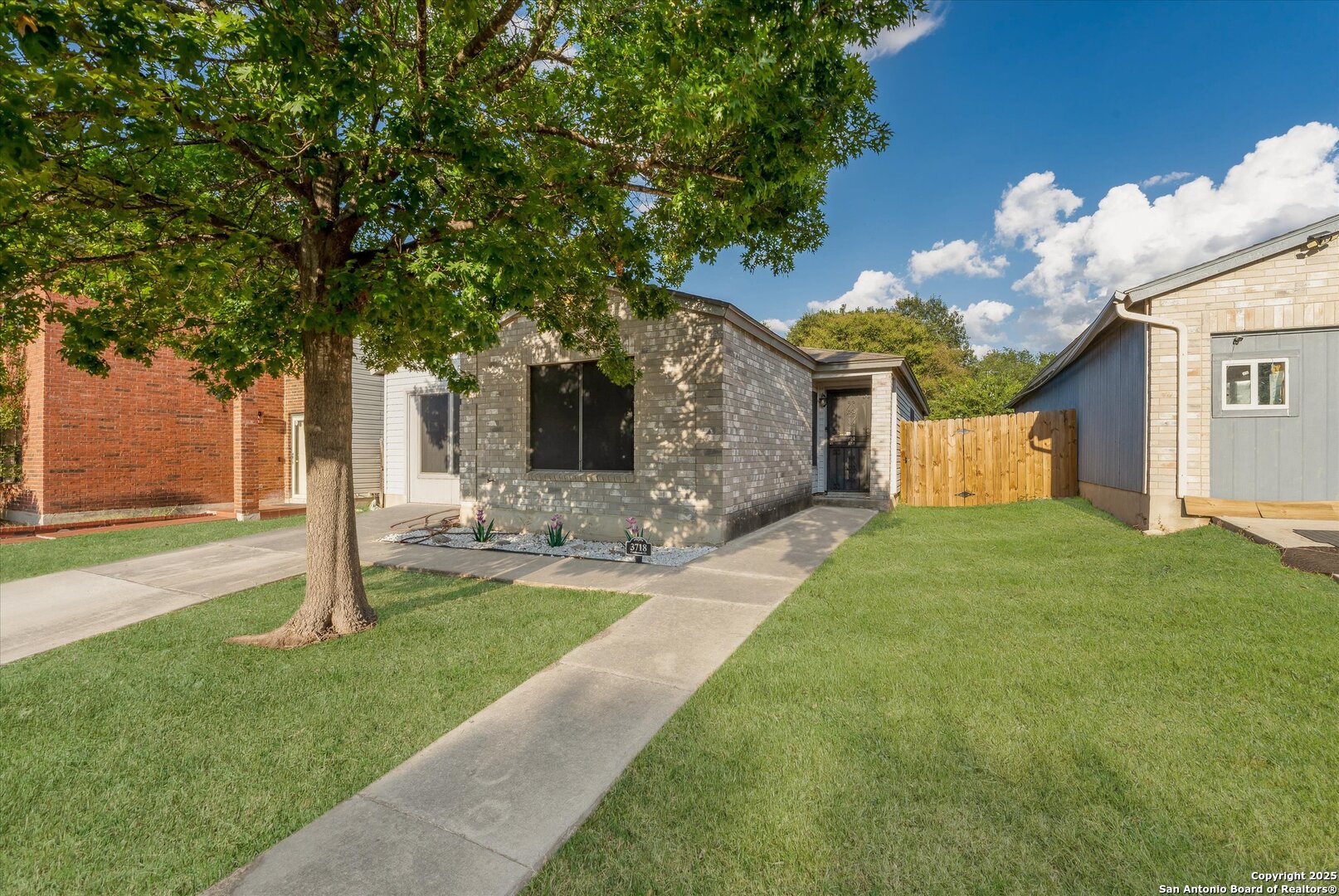 3718 Candlecreek, San Antonio TX 78244