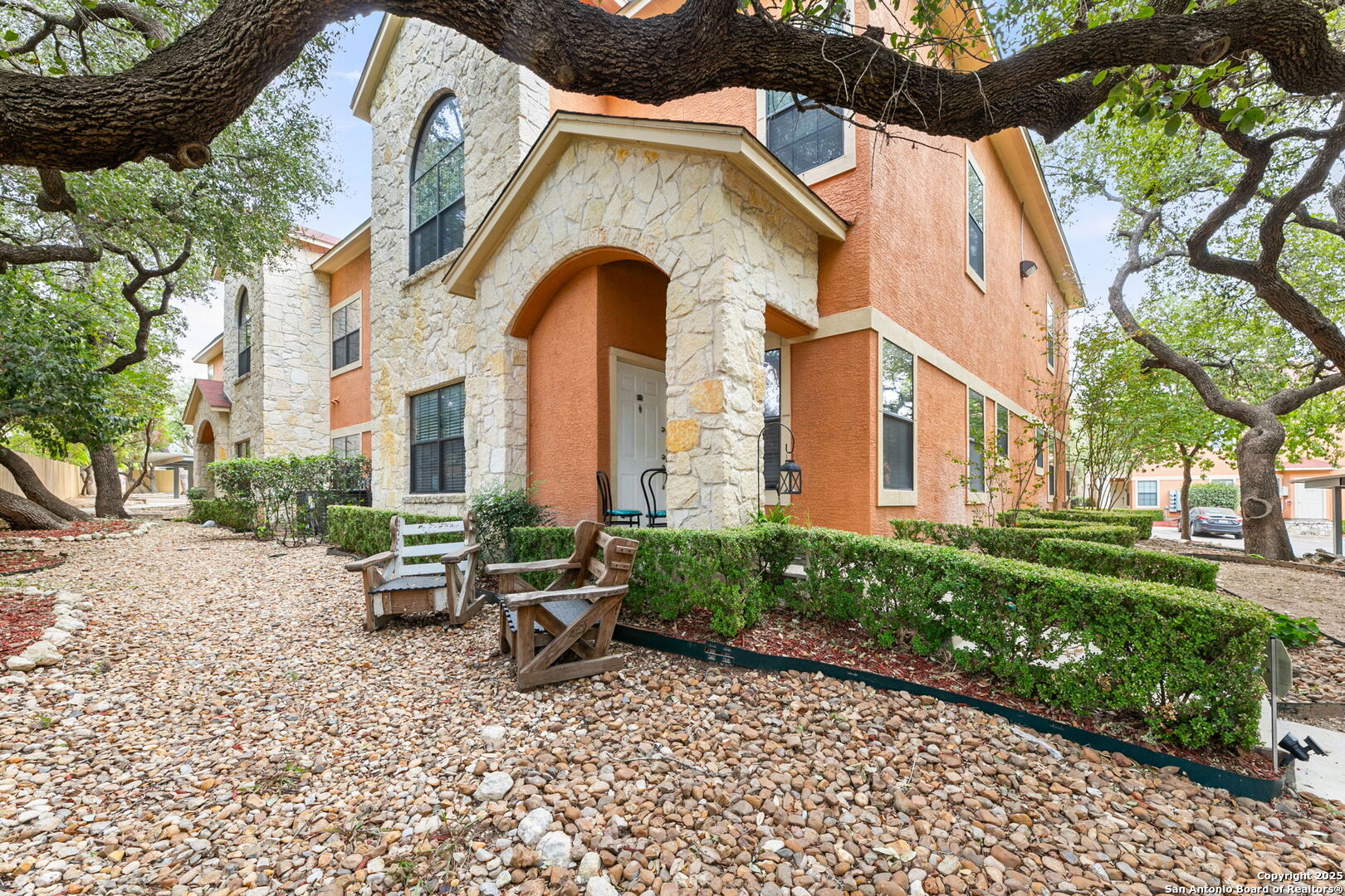 6160 Eckhert Unit 204, San Antonio TX 78240
