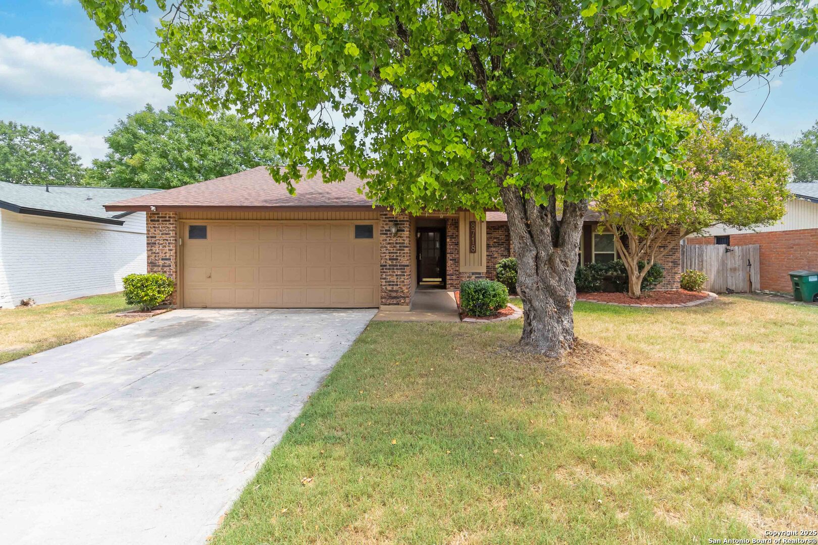 8718 Thatch, San Antonio TX 78240