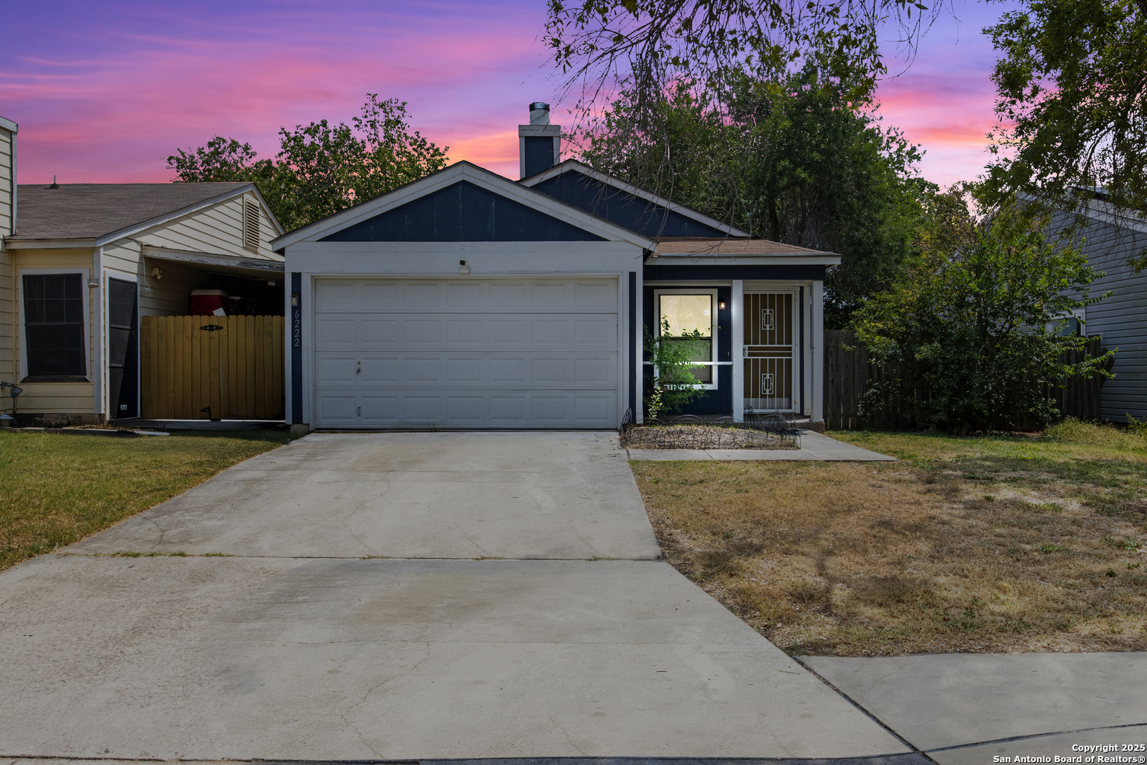 6222 Valley Knight, San Antonio TX 78250