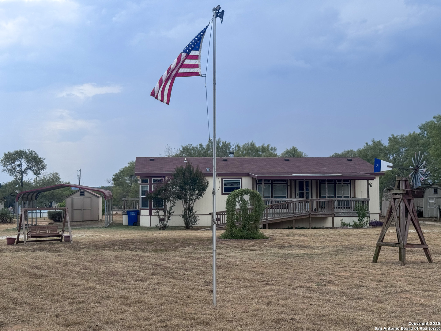 207 Homestead, La Vernia TX 78121