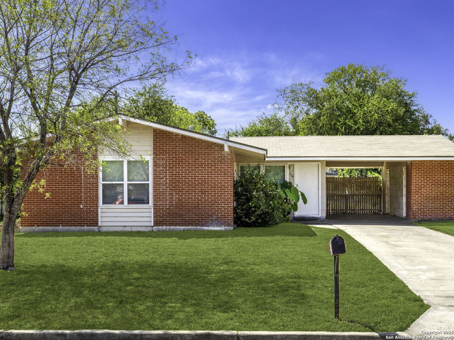 614 Karen, San Antonio TX 78218