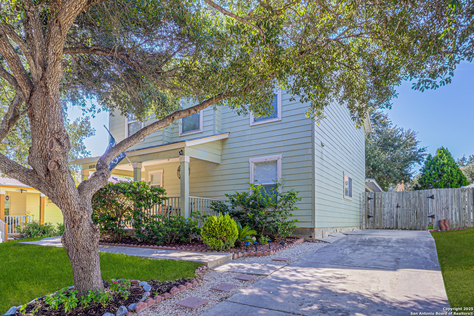 8910 Rhoda, San Antonio TX 78224