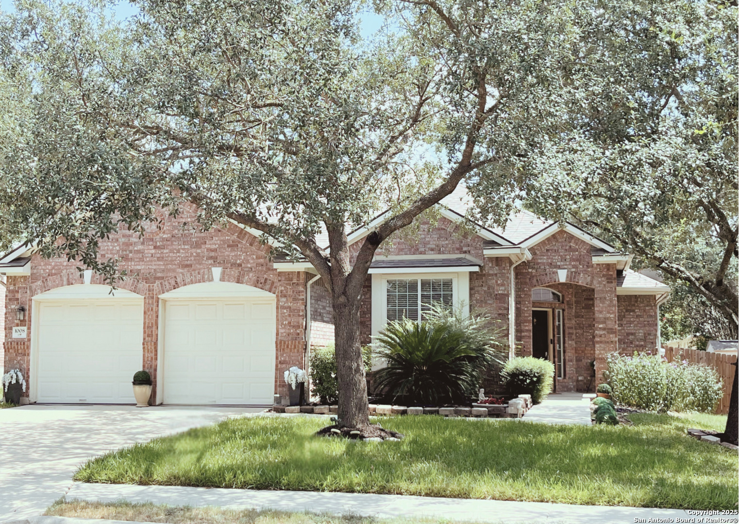 1008 OAK RIDGE, Schertz TX 78154