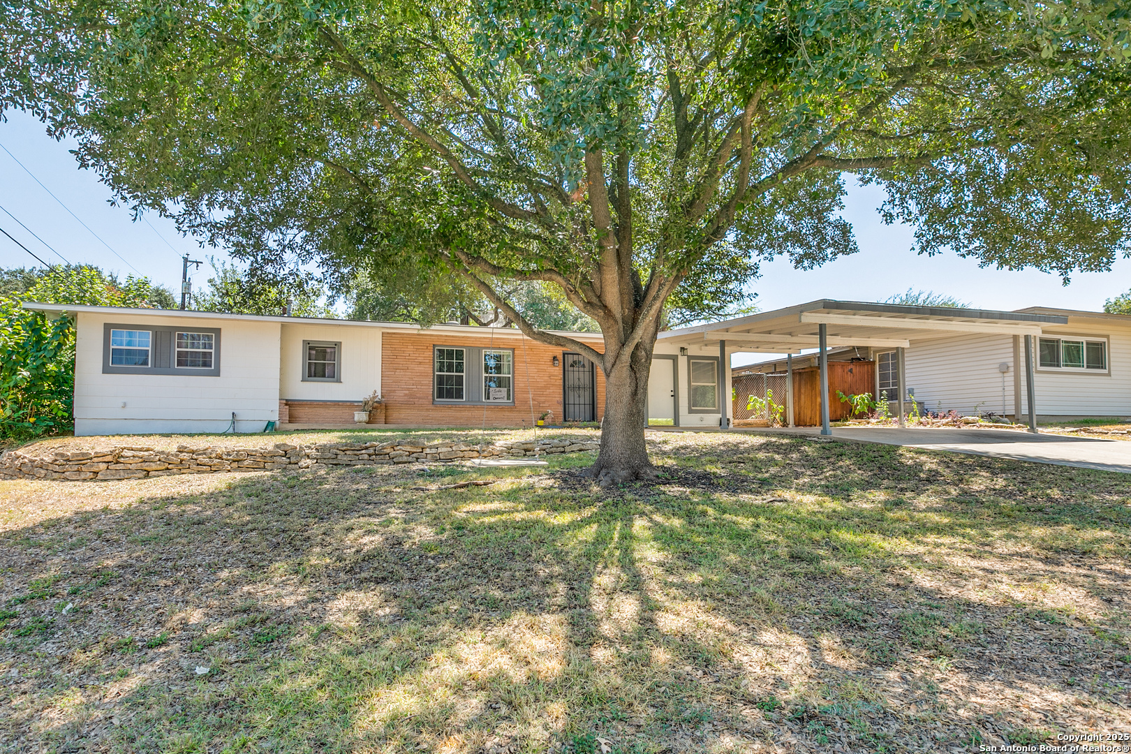 310 Williamsburg, San Antonio TX 78201