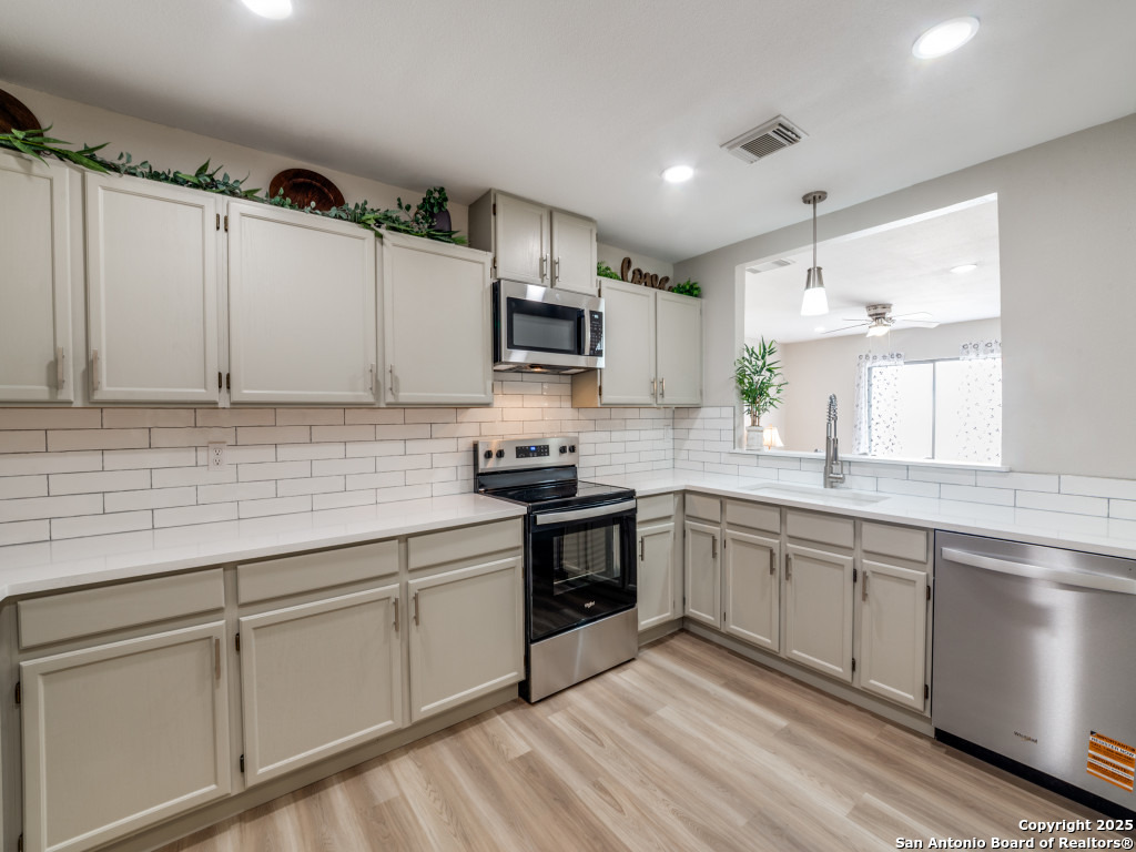 7742 Alverstone, San Antonio TX 78250