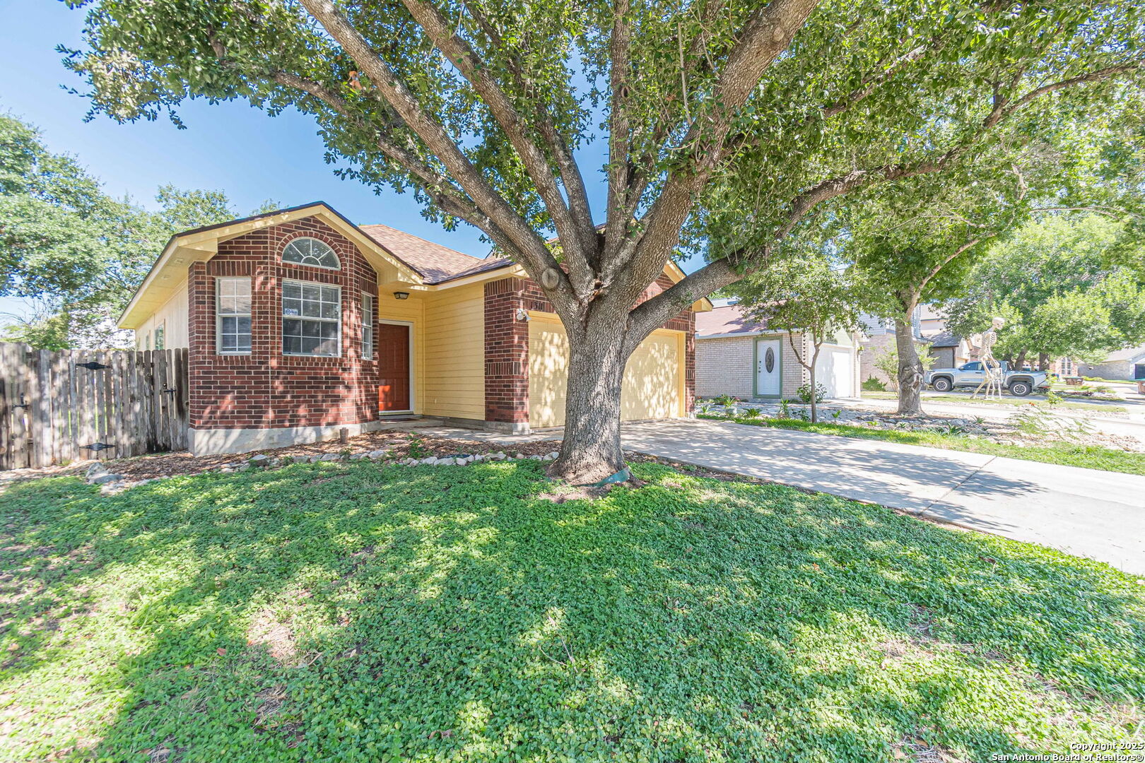 1311 hazelbury, San Antonio TX 78253