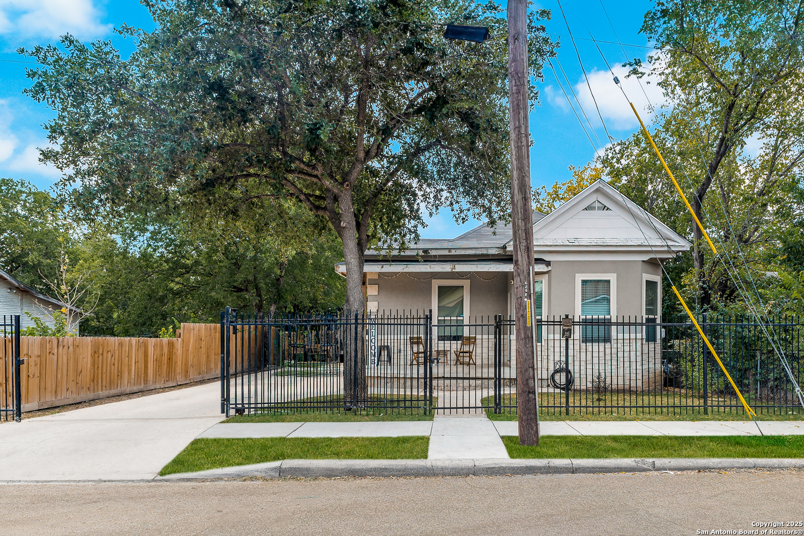 626 Gould, San Antonio TX 78207