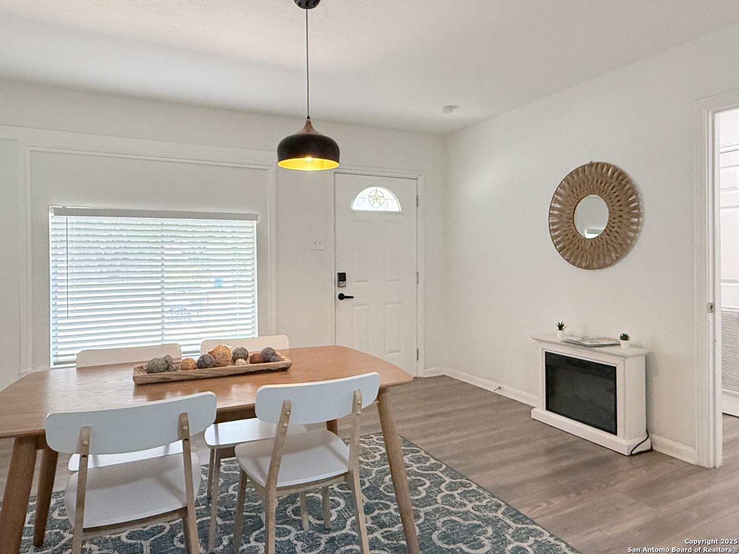 2202 HAYS ST, San Antonio TX 78202