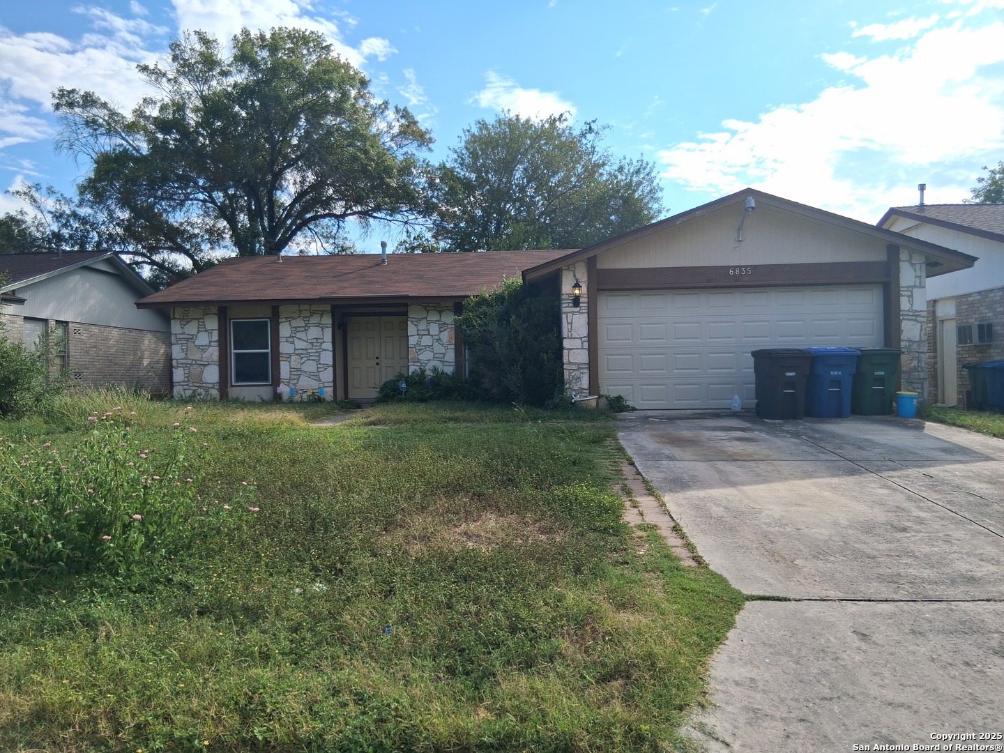 6835 Mickey Mantle, San Antonio TX 78240