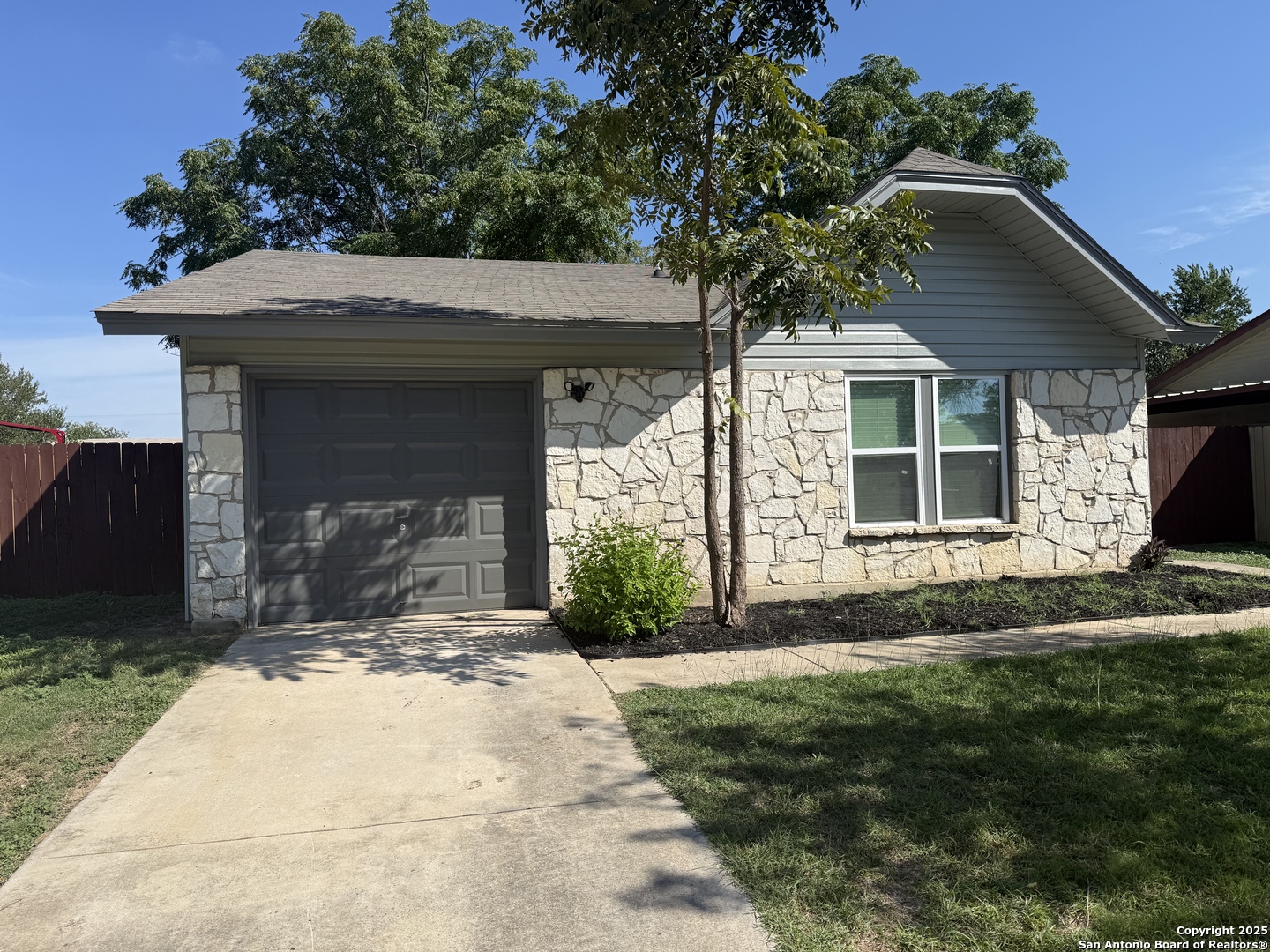 9771 Hidden Cross, San Antonio TX 78250