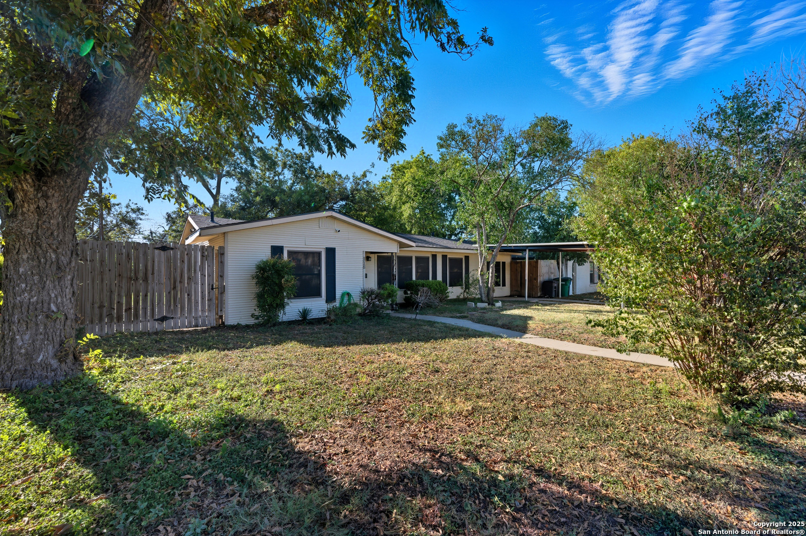 118 Raleigh Place, San Antonio TX 78201