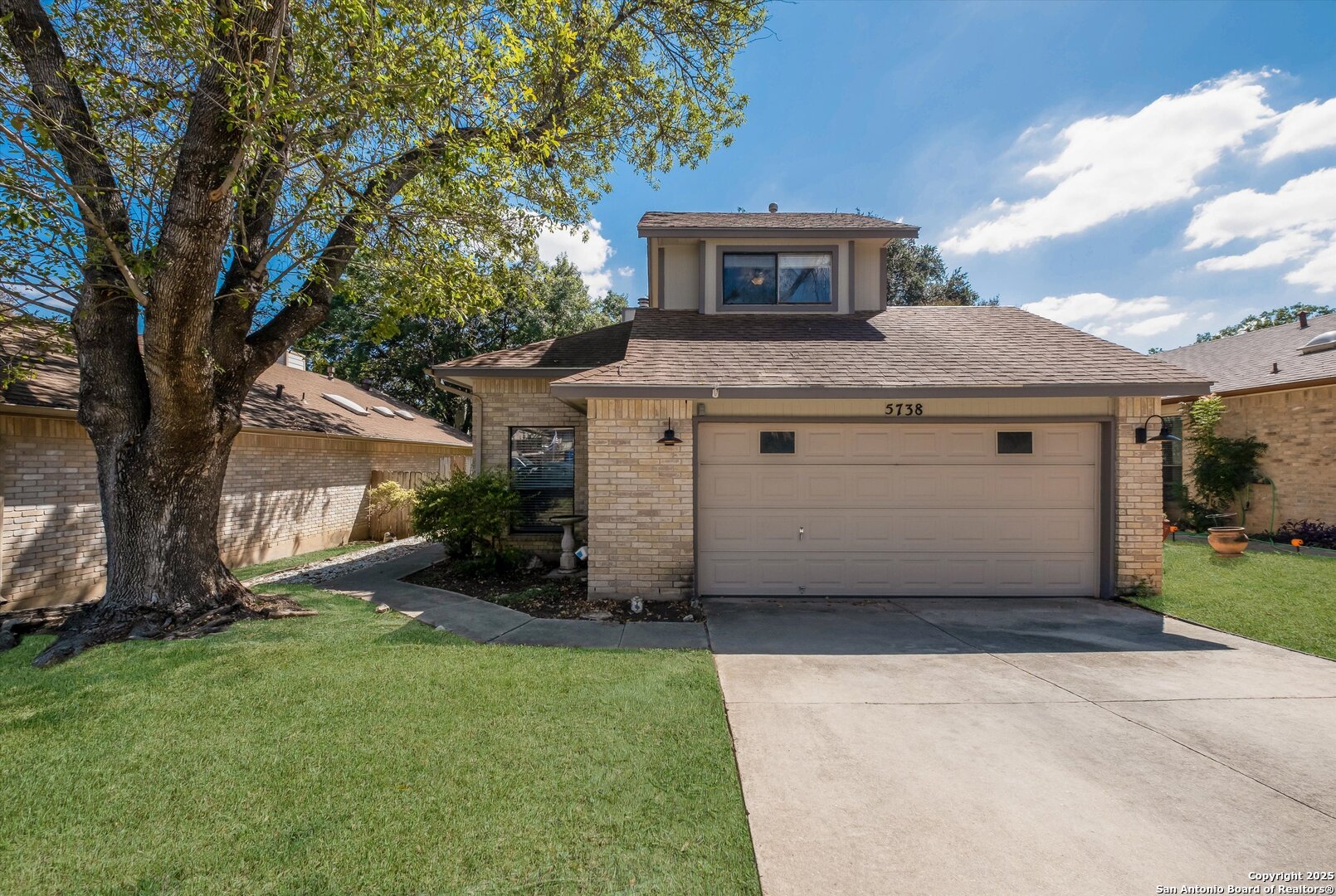 5738 spring sunshine, San Antonio TX 78247