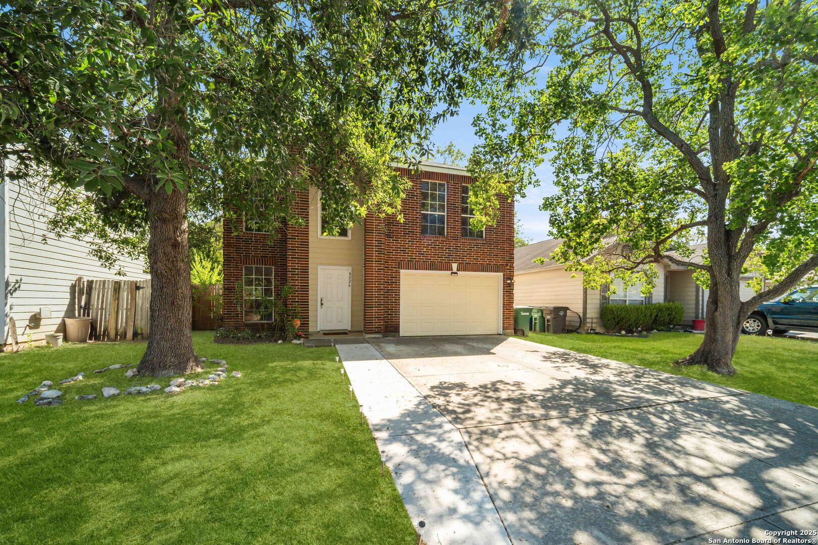 8226 Grand bnd, San Antonio TX 78250