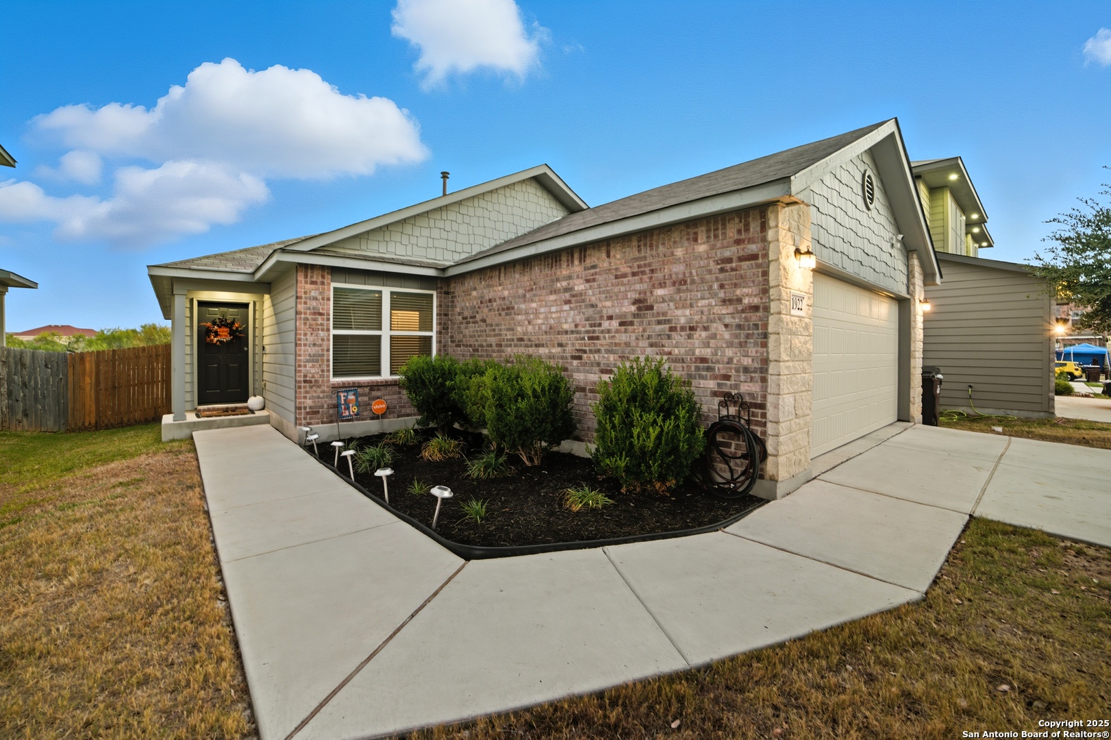 1922 Demeter, San Antonio TX 78245