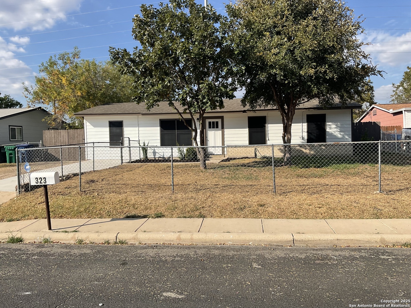 323 Stimmel, San Antonio TX 78227
