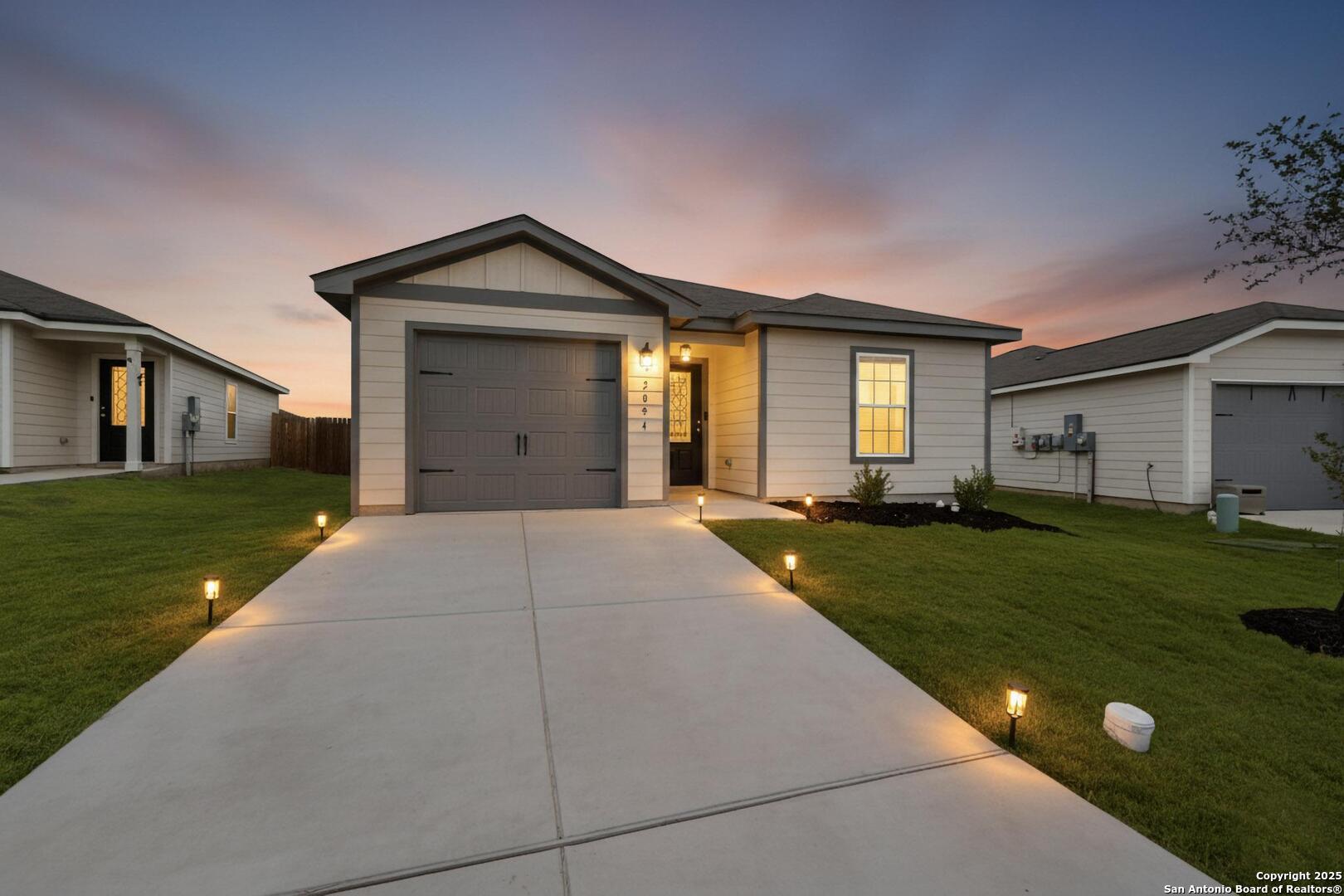 2854 Praline Ferry, Converse TX 78109