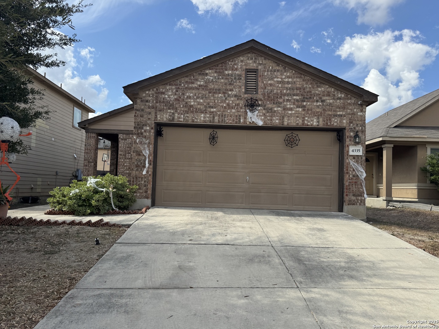 4335 Ivan Dr, San Antonio TX 78244